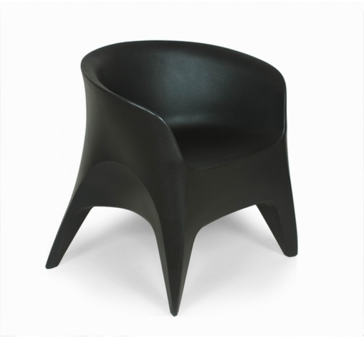Stilnovo The Tuxedo Outdoor Lounge Chair