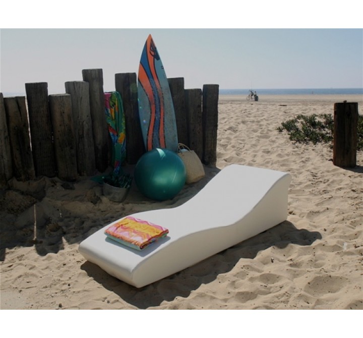 La Fete Surf - Low Profile Sun Lounge - Lifestyle