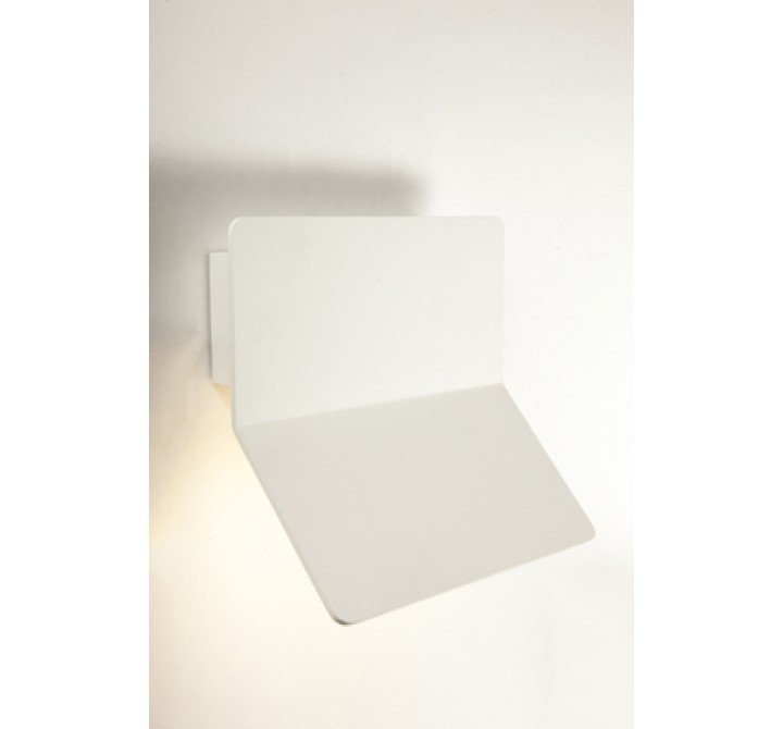 Stilnovo  The Halden Wall Sconce