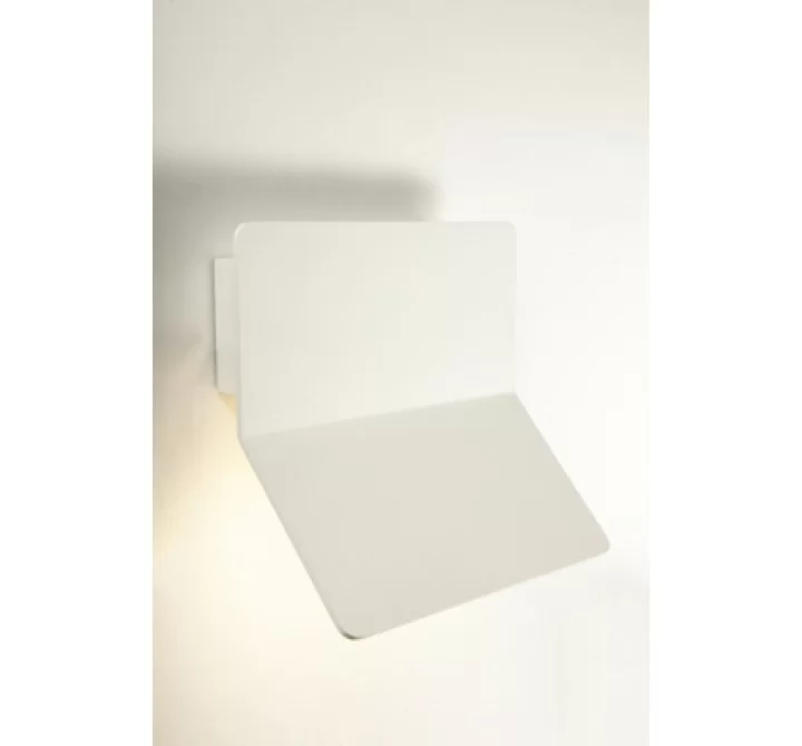 Stilnovo  The Halden Wall Sconce
