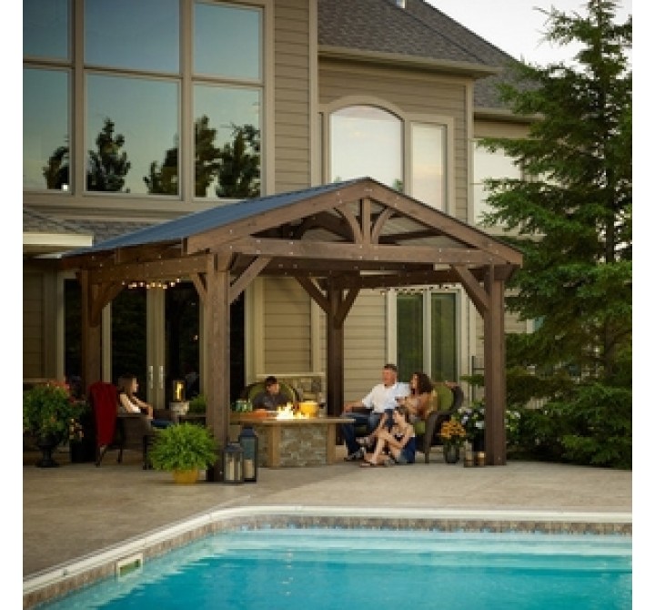 Outdoor Greatroom Company Lodge-II Pergola - Lifestyle