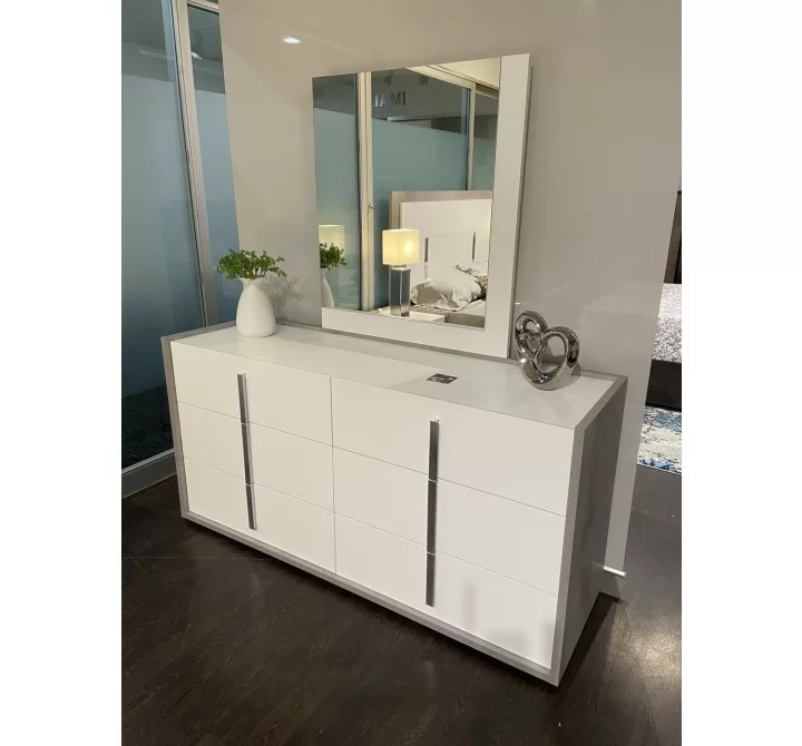J&M Furniture Ada Bedroom Collection D+M