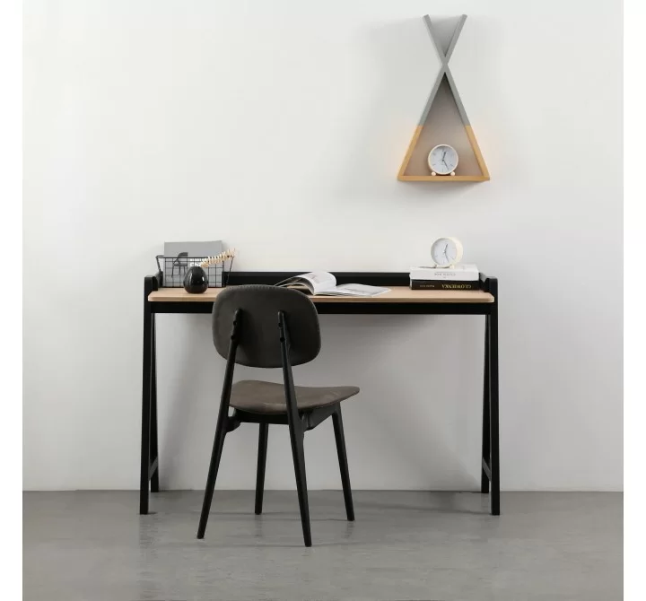 Aeon Fresno Desk Black