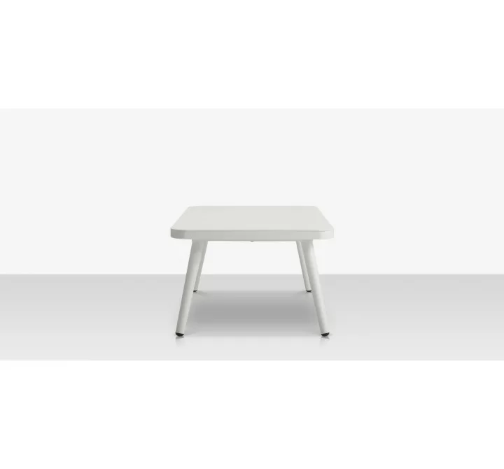 Source Outdoor Furniture Cosmo Aluminum 20'' Wide Square End Table front