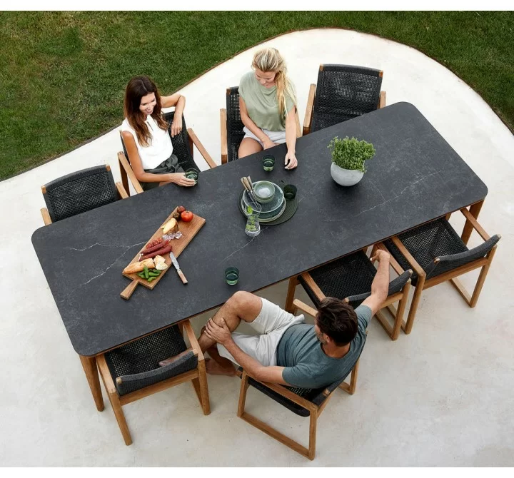 Cane-line Aspect dining table - Fossil black, ceramic hotel top