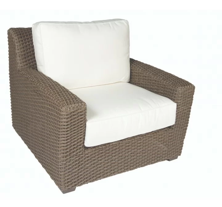 Woodard Augusta Stationary Lounge Chair - Angled