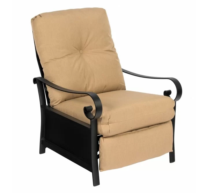 Woodard Belden Cushion Recliner - Angled