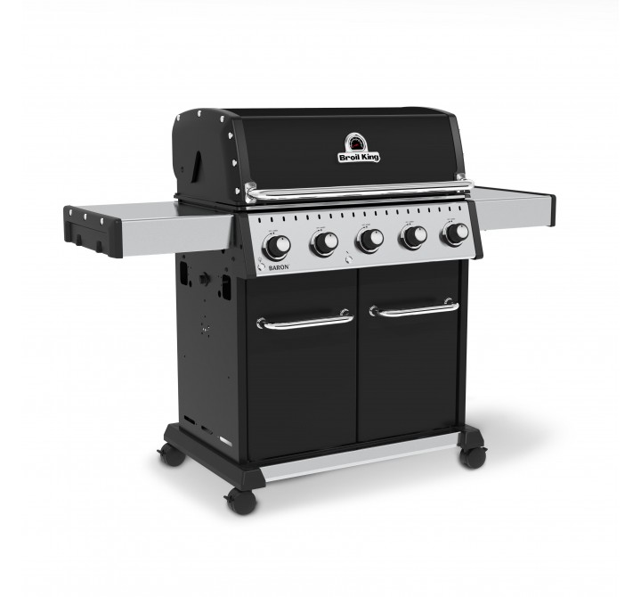 Broil King Baron 520 Pro Grill - NG/LP - Angled and Closed
