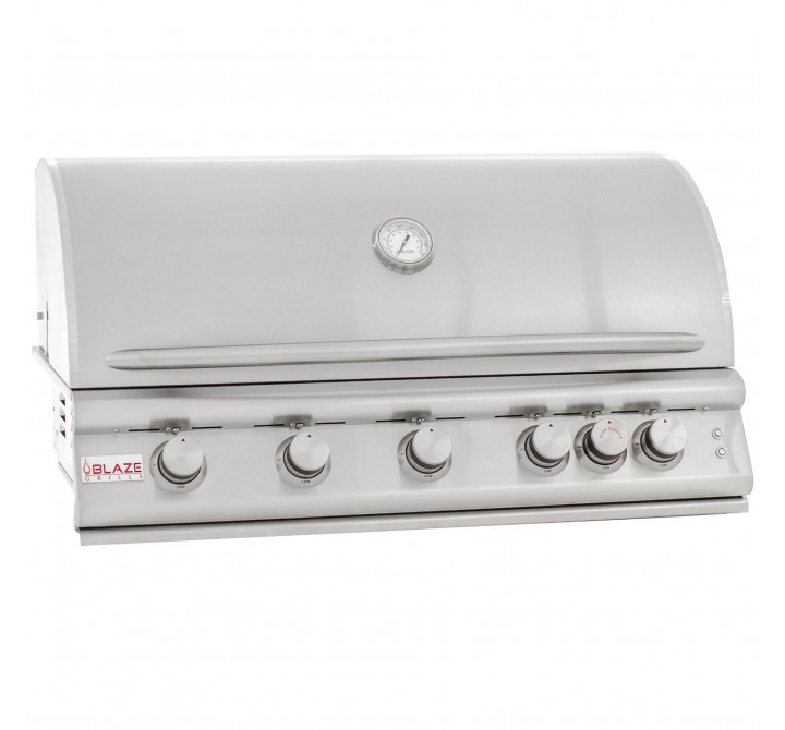 Blaze Grills 40-Inch 5-Burner LTE Gas Grill - Angled and Closed