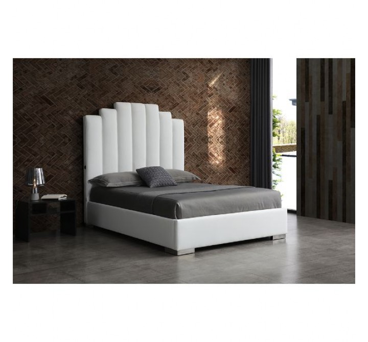 Whiteline Modern Living Jordan Queen Bed In Fully Upholstered White Velvet Fabric - Lifestyle