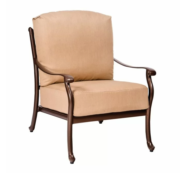 Woodard Casa Lounge Chair - Angled