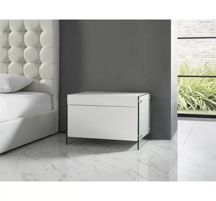 Casabianca IL VETRO Nightstand In High Gloss White Lacquer With Glass - Lifestyle