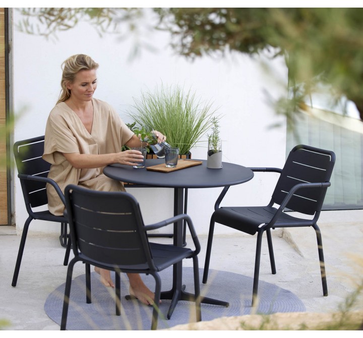 Cane-Line Copenhagen Armchair Stackable Set