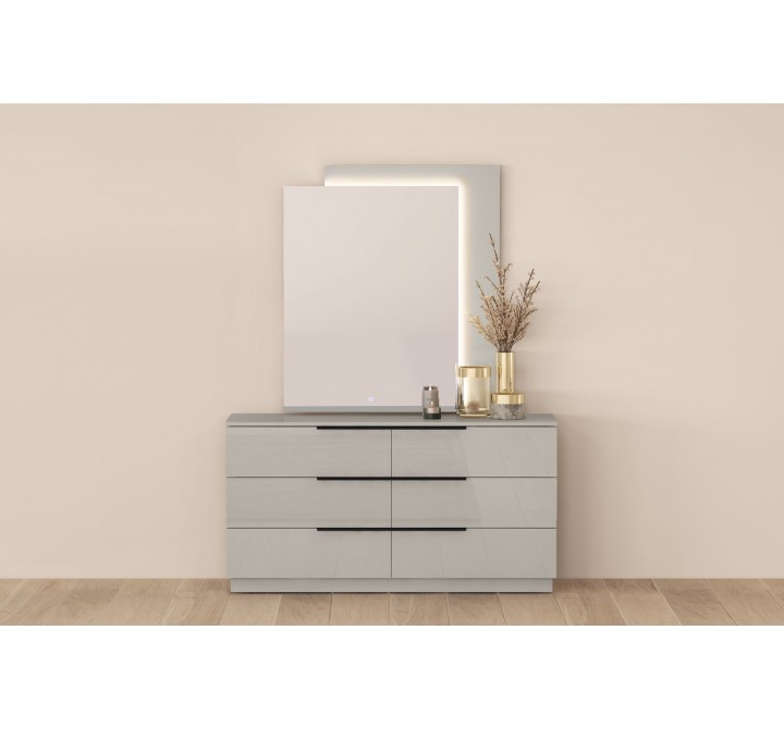 Damien Dresser in Light Gray- Lifestyle 1