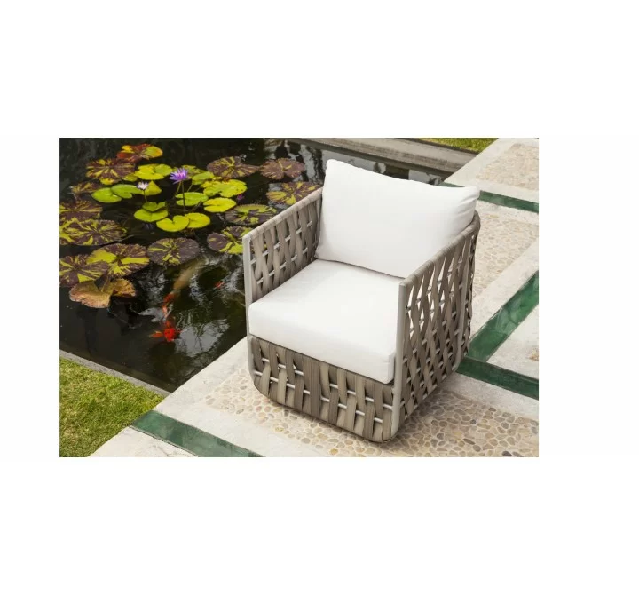 DecoScapes Scorpio Club Chair