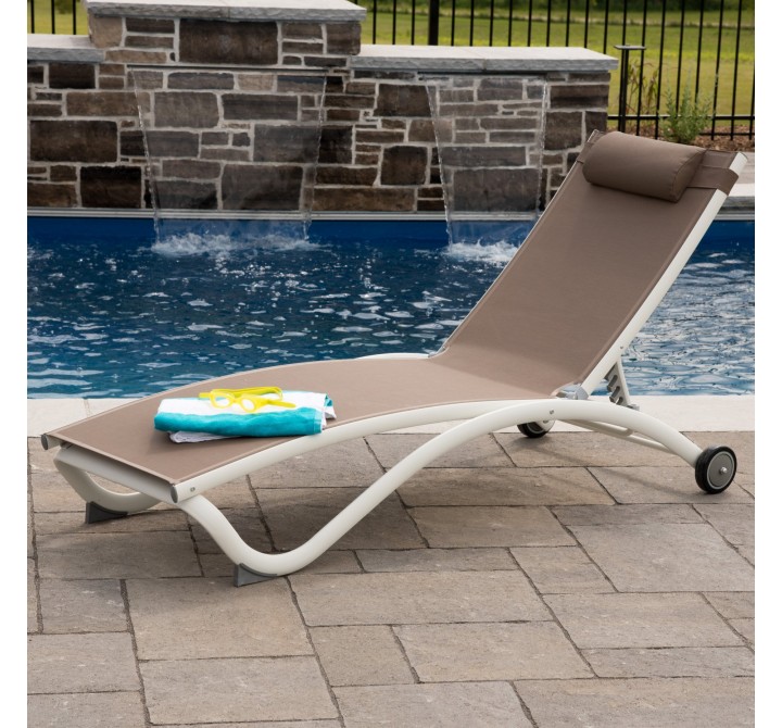Glendale 4 position Aluminum Pool Lounger With Wheel & Pillow - Macchiato 