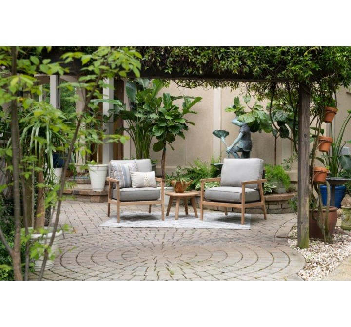 Royal Teak Ventura Club Chair outdoor view2