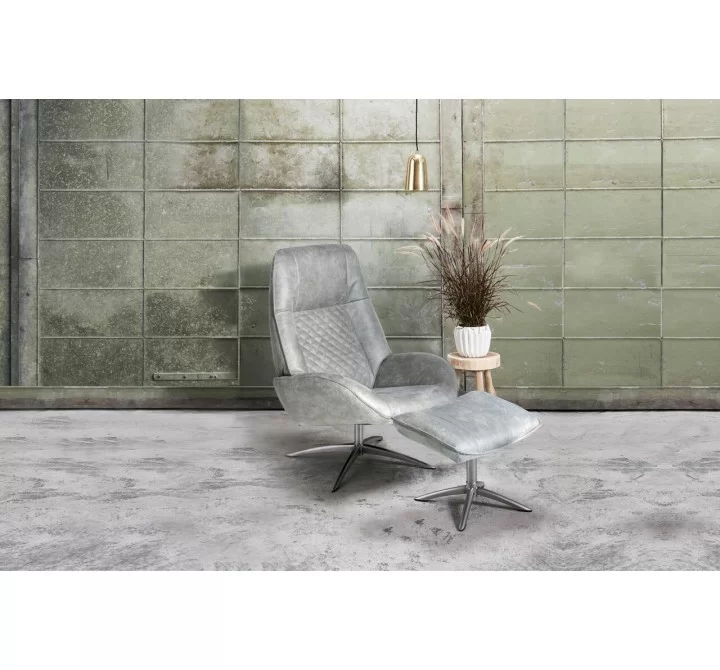 Bordeaux Chair With Footrest In Balder Leather - Lifestyle