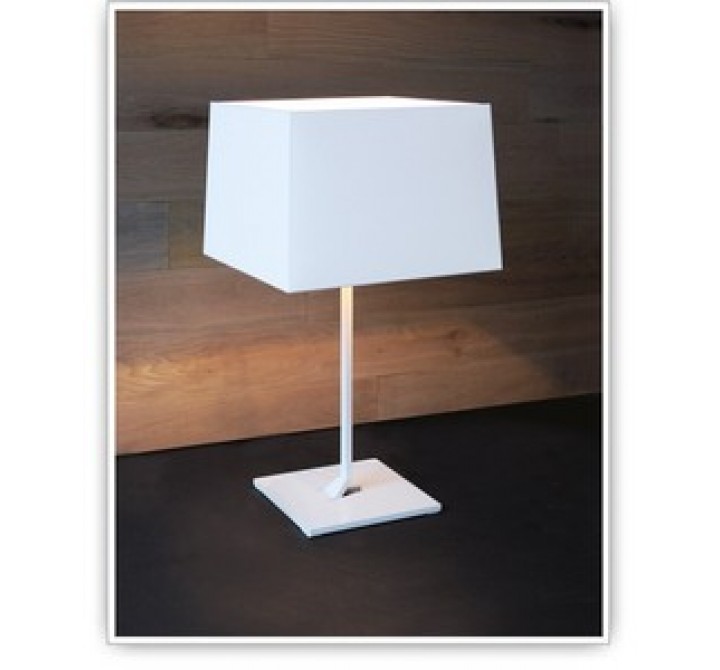 Tango Lighting Axis 71 Memory Medium Table Lamp