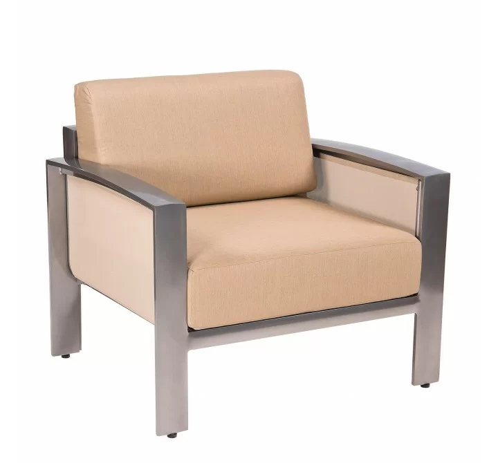Woodard Metropolis Lounge Chair - Angled
