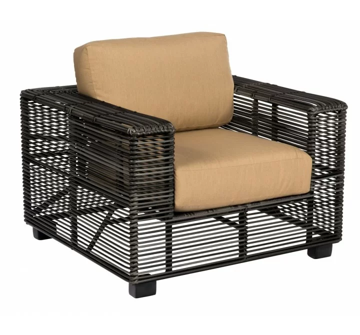 Woodard Monroe Lounge Chair - Angled