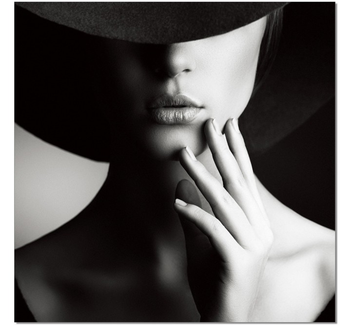 J&M Furniture Acrylic Wall Art Mysterious lady | SB-61027C 