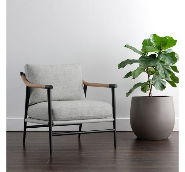 Sunpan Meadow Lounge Chair - Vault Fog - Lifestyle