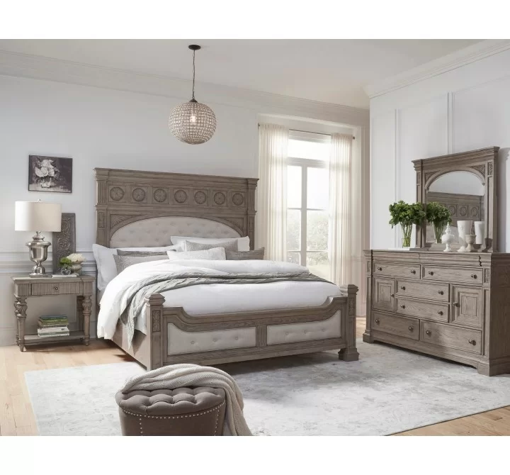 Pulaski Furniture Kingsbury Panel Bed