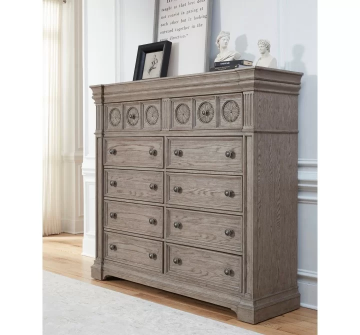 Pulaski Furniture Kingsbury 10 Drawer Master Chest Room