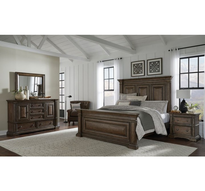 Pulaski Furniture Woodbury 5-Drawer Dresser with Cabinets in Cowboy Boots Brown