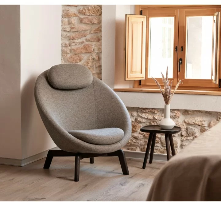 Cane-Line Pace Lounge Chair Frame incl. neck cushion with table