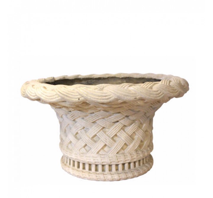 Victoria Planter