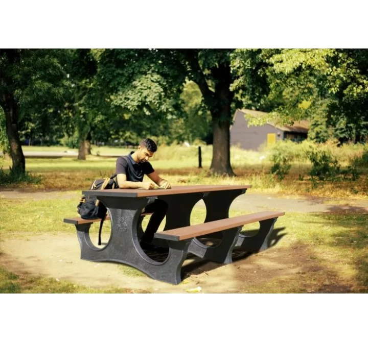 Polly Products Polly Tuff Easy Access 6' Table (HP)