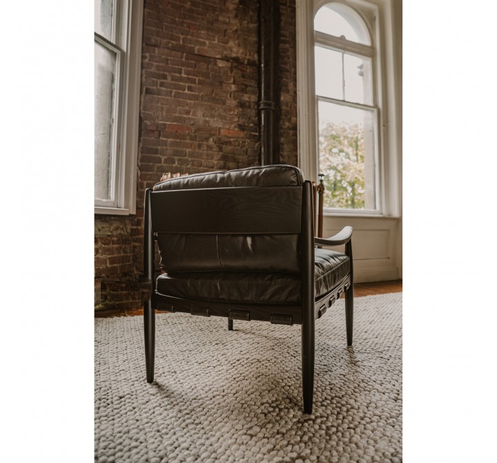 Moe's Home Collection Turner Leather Chair - Lifestyle