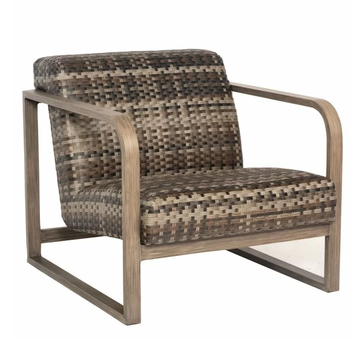 Woodard Reunion Lounge Chair - Angled