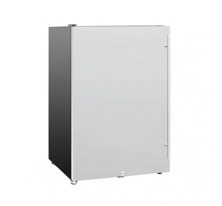 Summerset Grills 22 4.1c Deluxe Outdoor Approved Fridge w/ Upgraded SS Door And Handle - Angled