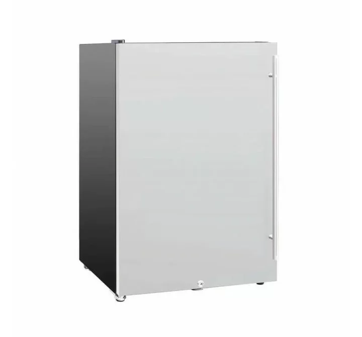 Summerset Grills 22 4.1c Deluxe Outdoor Approved Fridge w/ Upgraded SS Door And Handle - Angled