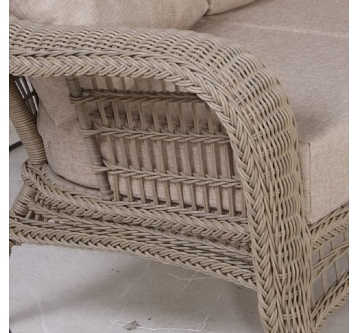 W Unlimited Saturn Collection - Arm Chair with Cushion