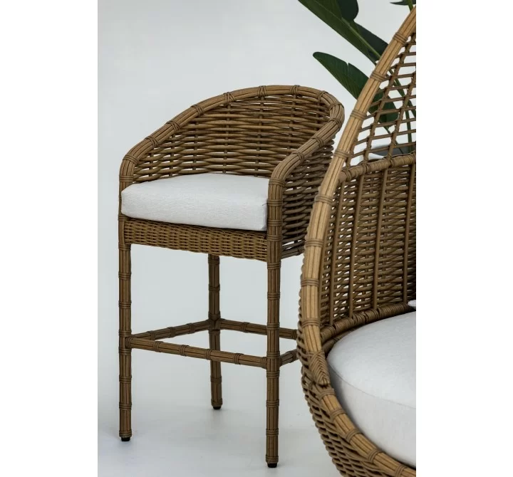 Sunset West Playa Counter Stool in Soothe Pearl with Flange Welt