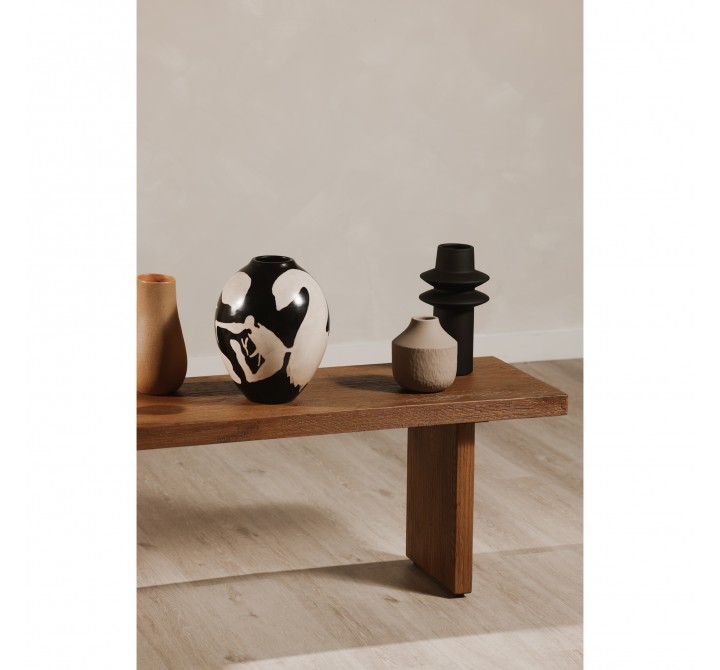 Moe's Home Collection Chulu Vase - Lifestyle