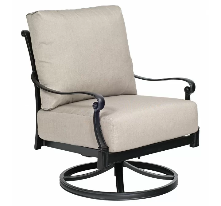 Woodard Wiltshire Swivel Lounge Chair