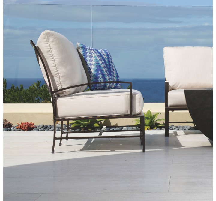 La Jolla Loveseat in Canvas Flax w/ Self Welt - Lifestyle