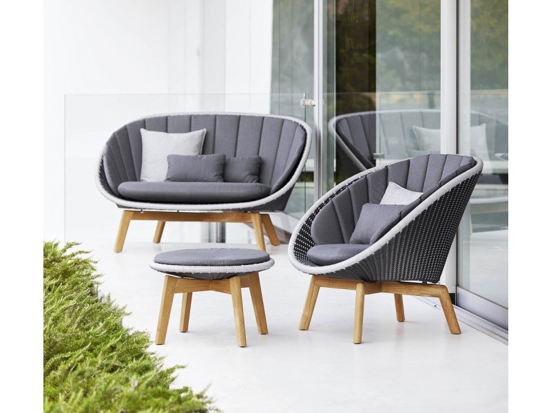 Cane-Line Peacock 2-Seater Sofa W/Teak Legs, Cane-Line Weave