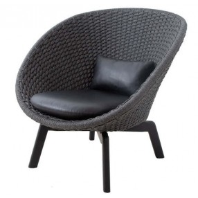 Cane-Line Peacock Lounge Chair Black Leather