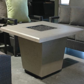 American Fyre Designs Cosmopolitan Square Reclaimed Wood Firetable