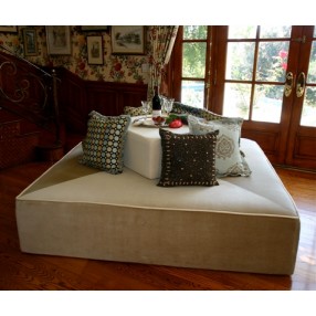 La Fete Play Pad - 7' Square Resort Bed - Lifesytle
