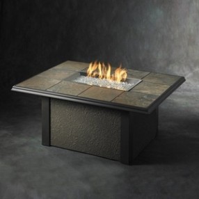 Outdoor Greatroom Company Napa Valley Rectangular Fire Pit Table - Lit