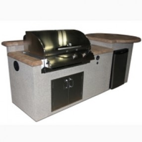 Outdoor Greatroom Company San Tropez Outdoor Kitchen - Lifestyle