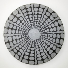 Screen Gems Sandstone Fine Polished Round Wall Decor With Stardust Pebble Finish - Set of 2