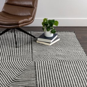 Sunpan Serene Hand-Woven Rug - Black/White 5' X 8' / 8' X 10' / 9' X 12' - Lifestyle